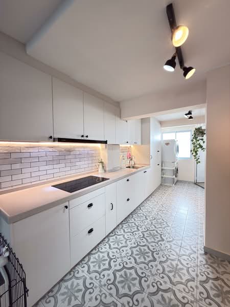 97 Aljunied Crescent, 97 Aljunied Crescent, 2 Bedrooms, 818 sqft, HDB Flat For Sale, by May Chong 張雲, 500125995 - Kitchen - PropertyGuru.com.sg