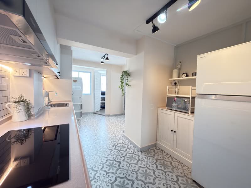 97 Aljunied Crescent, 97 Aljunied Crescent, 2 Bedrooms, 818 sqft, HDB Flat For Sale, by May Chong 張雲, 500125995 - Kitchen - PropertyGuru.com.sg