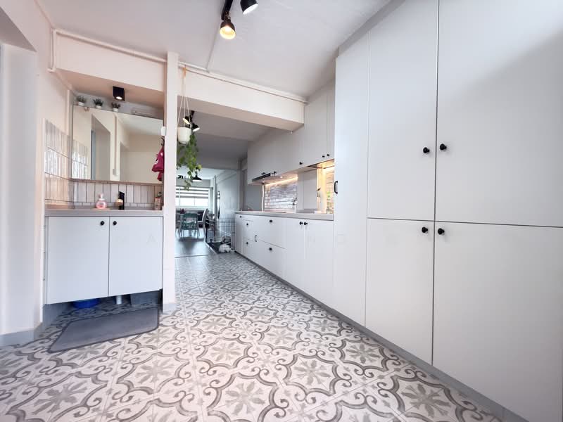 97 Aljunied Crescent, 97 Aljunied Crescent, 2 Bedrooms, 818 sqft, HDB Flat For Sale, by May Chong 張雲, 500125995 - Kitchen - PropertyGuru.com.sg