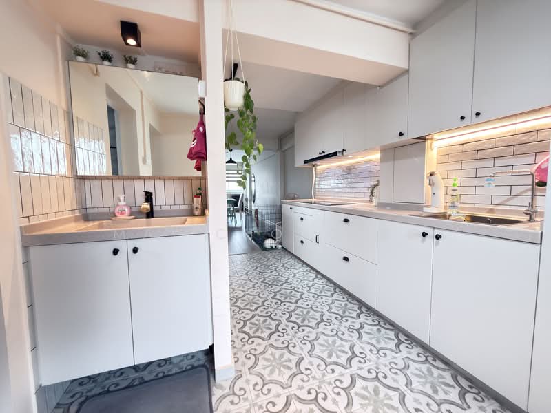 97 Aljunied Crescent, 97 Aljunied Crescent, 2 Bedrooms, 818 sqft, HDB Flat For Sale, by May Chong 張雲, 500125995 - Kitchen - PropertyGuru.com.sg