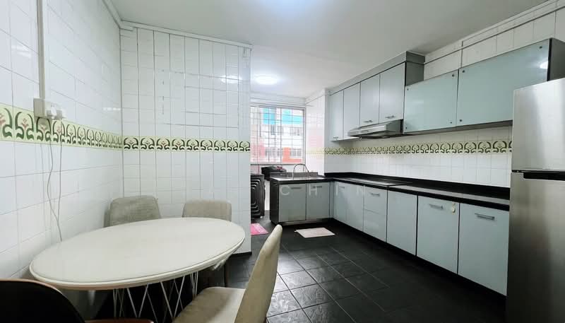 727 Jurong West Avenue 5, 727 Jurong West Avenue 5, 3 Bedrooms, 1,119 sqft, HDB Flat For Sale, by Jae Chin, 500126007 - Kitchen - PropertyGuru.com.sg