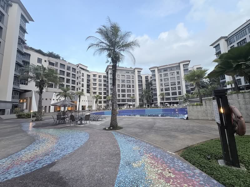 Carissa Park Condo, 2 Flora Drive, 3 Bedrooms, 1,647 sqft, Condominium For Sale, by Doreen Ong, 500126014 - Exterior - PropertyGuru.com.sg