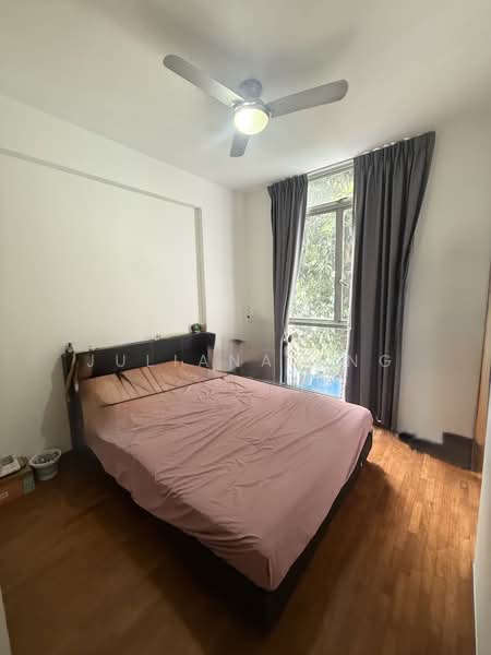The Lakeshore, 31 Jurong West Street 41, 3 Bedrooms, 1,109 sqft, Condominium For Rent, by Juliana Ang, 500126024 - Bedroom - PropertyGuru.com.sg