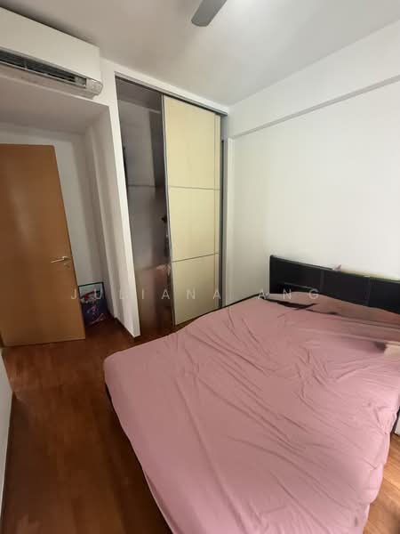 The Lakeshore, 31 Jurong West Street 41, 3 Bedrooms, 1,109 sqft, Condominium For Rent, by Juliana Ang, 500126024 - Bedroom - PropertyGuru.com.sg