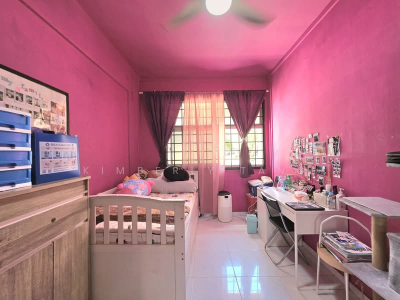 275 Pasir Ris Street 21, 275 Pasir Ris Street 21, 3 Bedrooms, 1,184 sqft, HDB Flat For Sale, by Kimberly Tang, 500126028 - Bedroom - PropertyGuru.com.sg