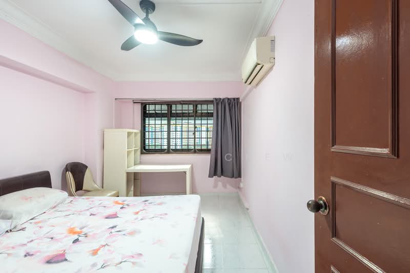 322 Sembawang Close, 322 Sembawang Close, 3 Bedrooms, 1,076 sqft, HDB Flat For Sale, by Eileen Chew, 500126033 - Bedroom - PropertyGuru.com.sg