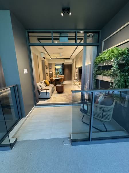 The Continuum, 1-8 Thiam Siew Avenue, 4 Bedrooms, 1,496 sqft, Condominium For Sale, by Ann Lee, 500126034 - Living Room - PropertyGuru.com.sg