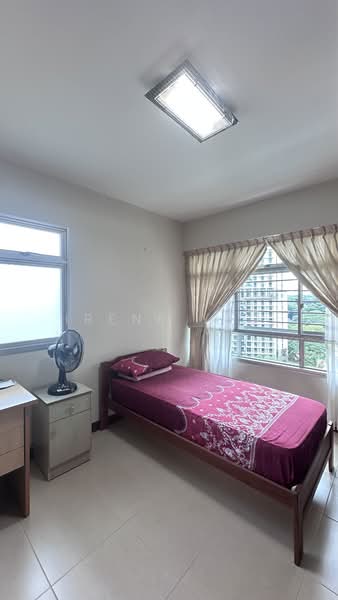 62B Strathmore Avenue, 62B Strathmore Avenue, 2 Bedrooms, 743 sqft, HDB Flat For Sale, by Irene Yeo, 500126058 - PropertyGuru.com.sg