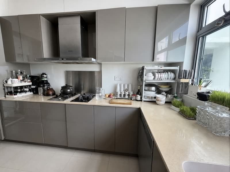 292C Bukit Batok East Avenue 6, 292C Bukit Batok East Avenue 6, 3 Bedrooms, 1,216 sqft, HDB Flat For Sale, by James Tai, 500126061 - Kitchen - PropertyGuru.com.sg