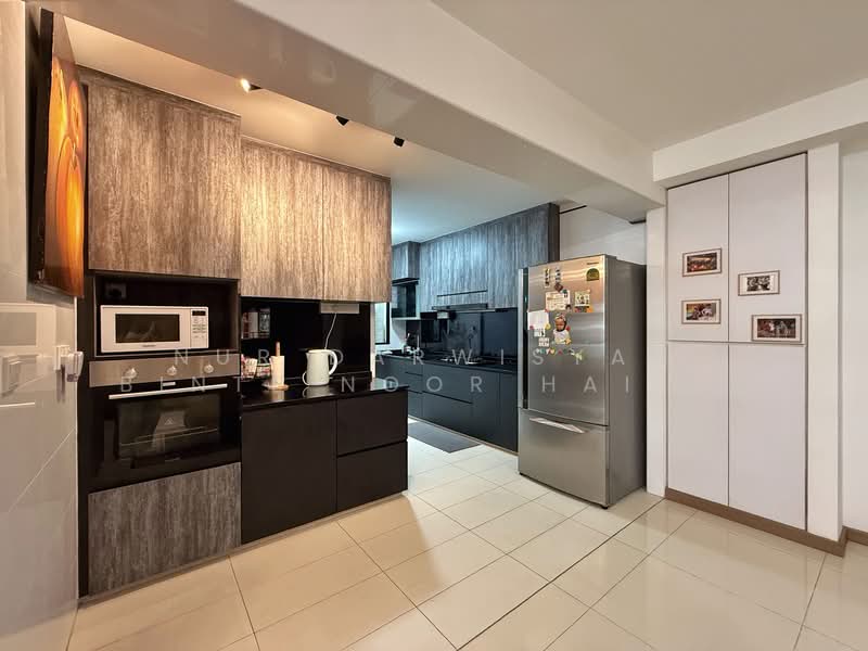 415D Northshore Drive, 415D Northshore Drive, 3 Bedrooms, 1,205 sqft, HDB Flat For Sale, by Nur Darwisyah Binte Noor Haidi (Wiwi), 500126069 - Kitchen - PropertyGuru.com.sg