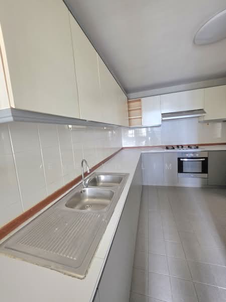 Amber Point, 1 Amber Road, 3 Bedrooms, 1,690 sqft, Condominium For Sale, by Evelyn Lim, 500126074 - Kitchen - PropertyGuru.com.sg