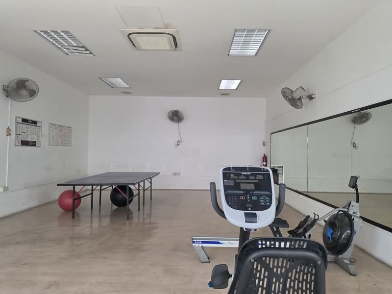 Amber Point, 1 Amber Road, 3 Bedrooms, 1,690 sqft, Condominium For Sale, by Evelyn Lim, 500126074 - Gym - PropertyGuru.com.sg