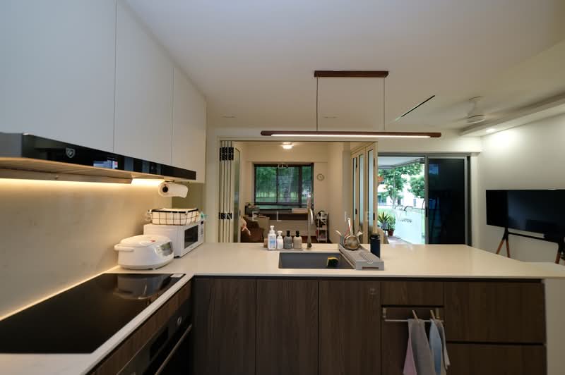 Primo Residences, 203 Jalan Pelikat, 2 Bedrooms, 818 sqft, Condominium For Sale, by Shanel Liew, 500126078 - Kitchen - PropertyGuru.com.sg