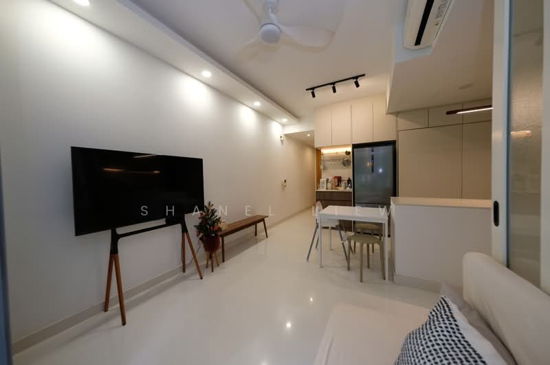 Primo Residences, 203 Jalan Pelikat, 2 Bedrooms, 818 sqft, Condominium For Sale, by Shanel Liew, 500126078 - Living Room - PropertyGuru.com.sg