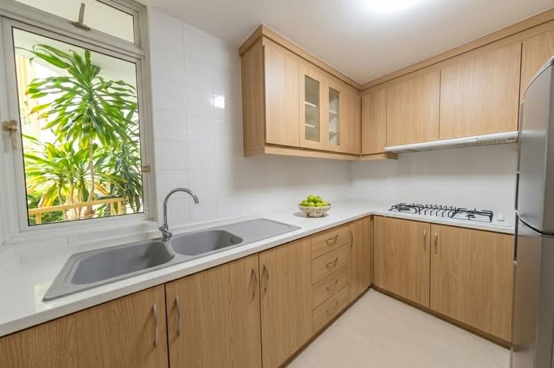 Sun Plaza, 30 Sembawang Drive, 3 Bedrooms, 1,065 sqft, Apartment For Sale, by Shanel Liew, 500126085 - Kitchen - PropertyGuru.com.sg