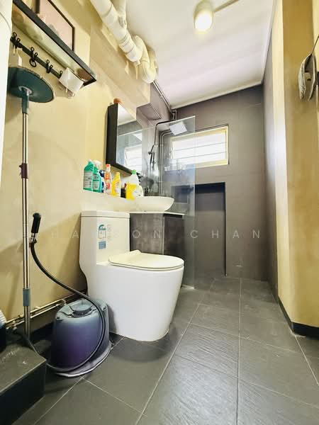 104A Ang Mo Kio Street 11, 104A Ang Mo Kio Street 11, 4 Bedrooms, 1,528 sqft, HDB Flat For Sale, by Hanson Chan, 500126089 - Bathroom - PropertyGuru.com.sg