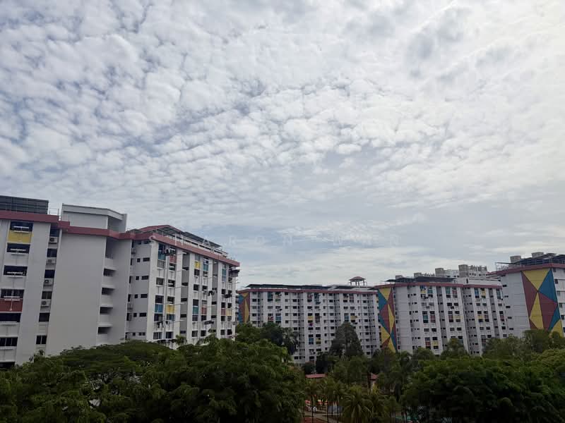 127 Bedok North Street 2, 127 Bedok North Street 2, 2 Bedrooms, 721 sqft, HDB Flat For Sale, by Sharon Wan, 500126111 - Exterior - PropertyGuru.com.sg