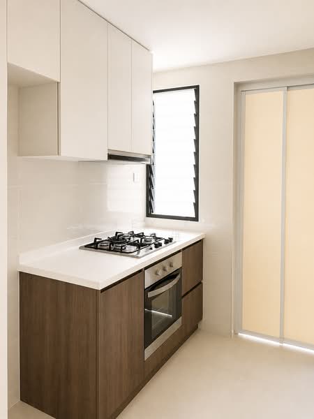 La Fiesta, Sengkang Square, 3 Bedrooms, 1,001 sqft, Condominium For Rent, by Casey Koo 古家进, 500126116 - Kitchen - PropertyGuru.com.sg