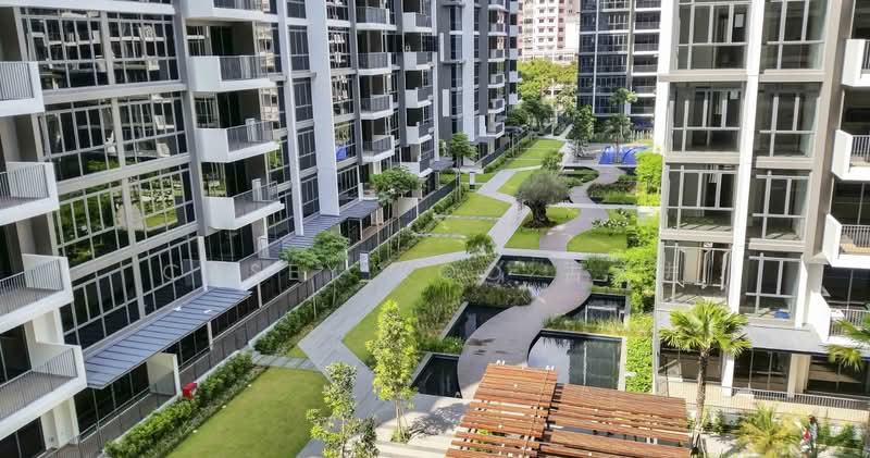 La Fiesta, Sengkang Square, 3 Bedrooms, 1,001 sqft, Condominium For Rent, by Casey Koo 古家进, 500126116 - Exterior - PropertyGuru.com.sg