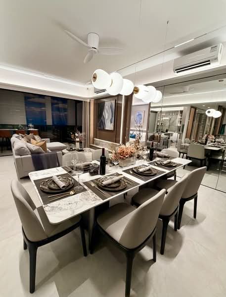 Vela Bay, Bayshore Road, 5 Bedrooms, 1,582 sqft, Condominium For Sale, by Evon Ng, 500126118 - Living Room - PropertyGuru.com.sg
