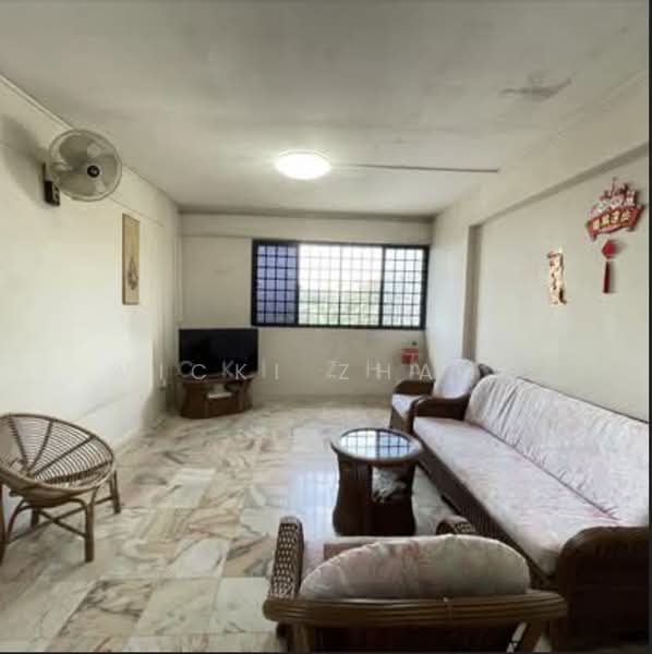 37 Telok Blangah Rise, 37 Telok Blangah Rise, 3 Bedrooms, 1,259 sqft, HDB Flat For Sale, by Vicki Zhang, 500126120 - Living Room - PropertyGuru.com.sg