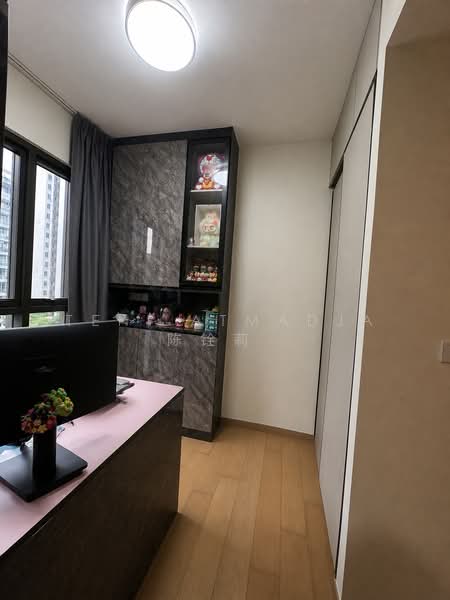 Midwood, 8 Hillview Rise, 4 Bedrooms, 1,249 sqft, Condominium For Sale, by Teni Atmadja 陈铨莉., 500126138 - Study - PropertyGuru.com.sg
