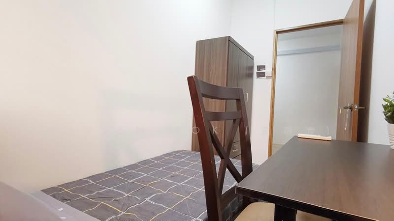 Heritage View, 10 Dover Rise, Room Rental, 120 sqft, Condominium For Rent, by Vivien Mok (莫琍清), 500126141 - Bedroom - PropertyGuru.com.sg