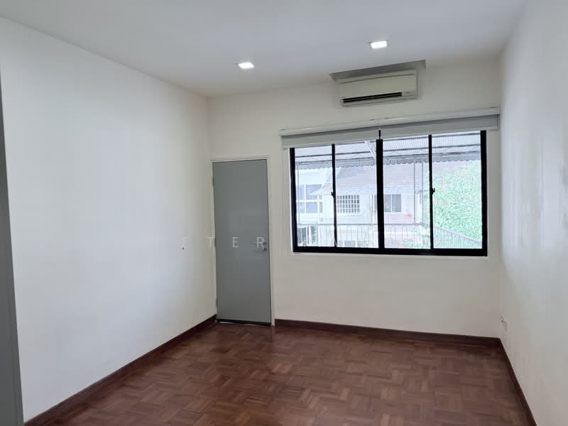 4 bedroom house for rent within short walk to Paragon -Mt Elizabeth, jalan lada puteh, 4 Bedrooms, 2,700 sqft, Terraced House For Rent, by Peter Pang, 500126142 - PropertyGuru.com.sg