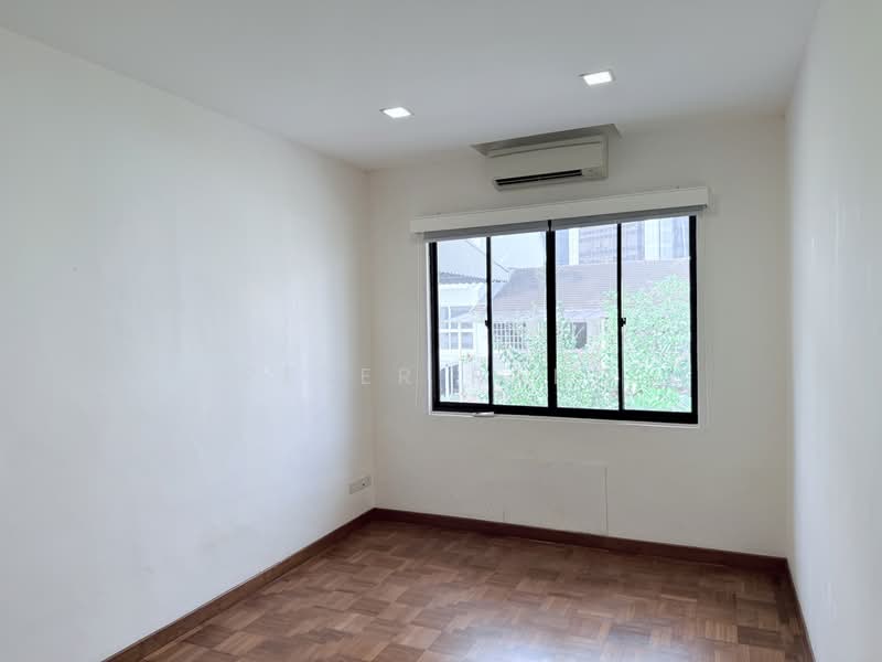 4 bedroom house for rent within short walk to Paragon -Mt Elizabeth, jalan lada puteh, 4 Bedrooms, 2,700 sqft, Terraced House For Rent, by Peter Pang, 500126142 - PropertyGuru.com.sg