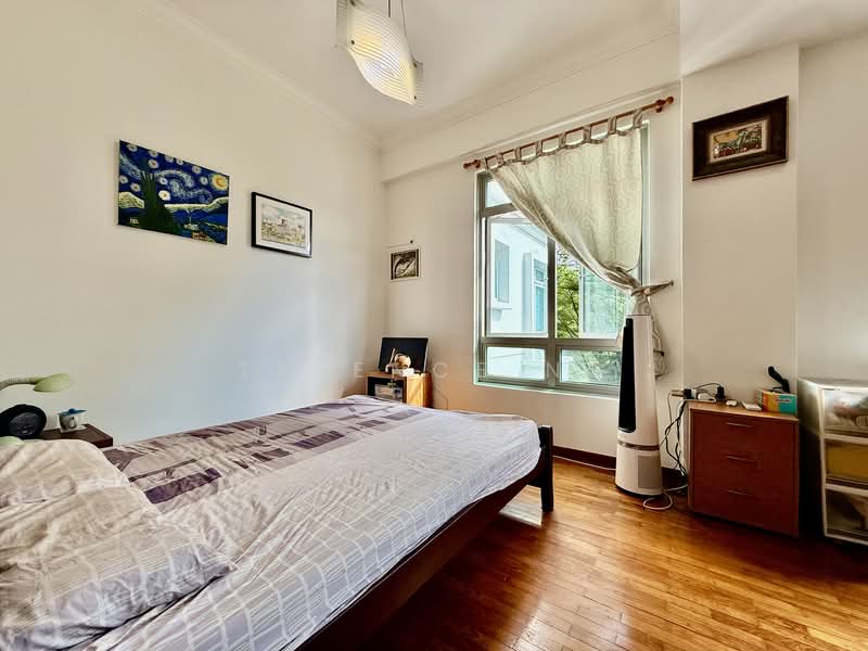 Sunshine Grove, 2 Jalan Labu Merah, 2 Bedrooms, 1,001 sqft, Apartment For Sale, by Terence Ng, 500126178 - Bedroom - PropertyGuru.com.sg