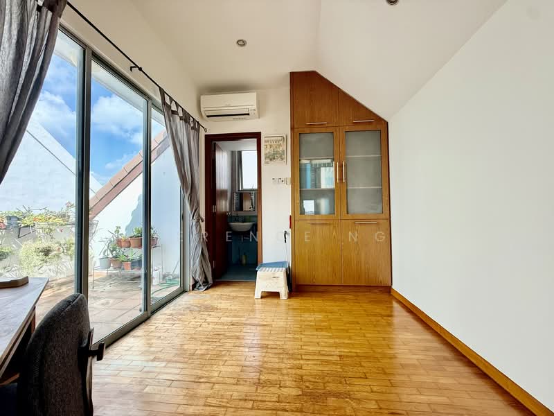 Sunshine Grove, 2 Jalan Labu Merah, 2 Bedrooms, 1,001 sqft, Apartment For Sale, by Terence Ng, 500126178 - Interior - PropertyGuru.com.sg