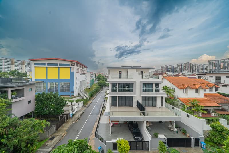 Sunshine Grove, 2 Jalan Labu Merah, 2 Bedrooms, 1,000 sqft, Apartment For Sale, by Terence Ng, 500126178 - Exterior - PropertyGuru.com.sg