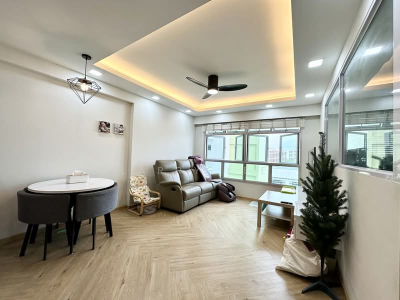 782A Woodlands Crescent, 782A Woodlands Crescent, 3 Bedrooms, 990 sqft, HDB Flat For Sale, by Larry Lee, 500126182 - Living Room - PropertyGuru.com.sg