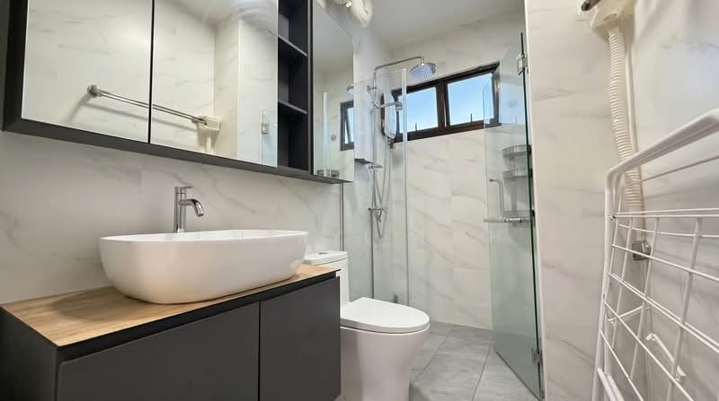 339A Sembawang Close, 339A Sembawang Close, 3 Bedrooms, 1,227 sqft, HDB Flat For Sale, by Cheryl Soh, 500126184 - Common Bathroom - PropertyGuru.com.sg