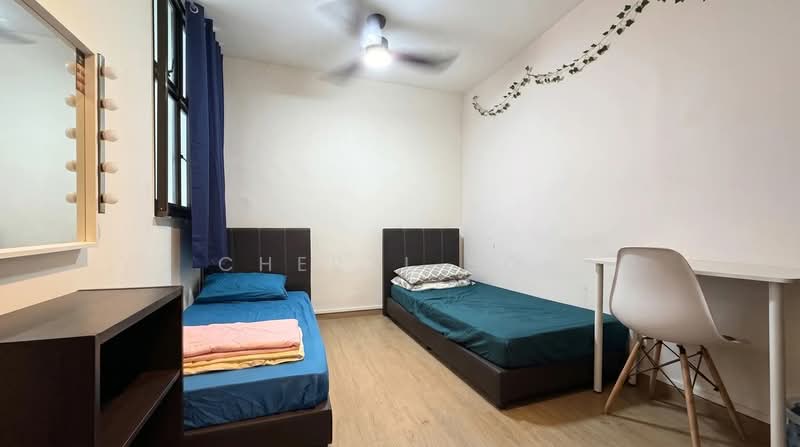 339A Sembawang Close, 339A Sembawang Close, 3 Bedrooms, 1,227 sqft, HDB Flat For Sale, by Cheryl Soh, 500126184 - Common Bedroom 2 - PropertyGuru.com.sg