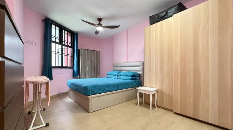 339A Sembawang Close, 339A Sembawang Close, 3 Bedrooms, 1,227 sqft, HDB Flat For Sale, by Cheryl Soh, 500126184 - Master Bedroom  - PropertyGuru.com.sg