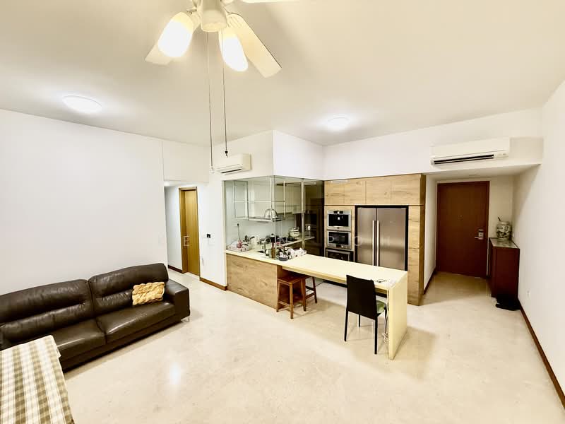 The Lanai, 140 Hillview Avenue, 4 Bedrooms, 1,302 sqft, Condominium For Sale, by Kelvin Poh, 500126193 - Living Room - PropertyGuru.com.sg