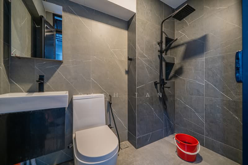 502A Woodlands Drive 14, 502A Woodlands Drive 14, 3 Bedrooms, 1,098 sqft, HDB Flat For Sale, by Dash Tan, 500126198 - Bathroom - PropertyGuru.com.sg