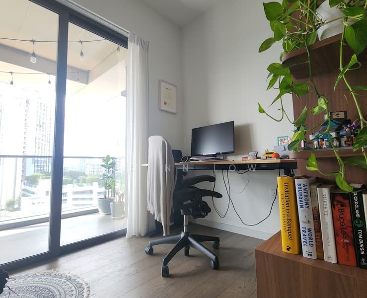 Margaret Ville, 20 Margaret Drive, 3 Bedrooms, 915 sqft, Apartment For Sale, by Leeann Low, 500126211 - Bedroom3 - PropertyGuru.com.sg