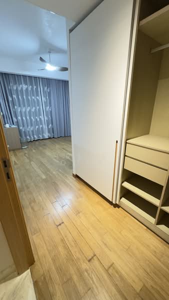 WaterScape @ Cavenagh, 65 Cavenagh Road, 3 Bedrooms, 1,350 sqft, Condominium For Rent, by Irene Quek, 500126212 - Master Bedroom wardrobe - PropertyGuru.com.sg
