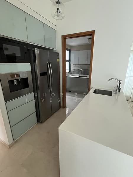 The Sixth Avenue Residences, 168 Sixth Avenue, 3 Bedrooms, 1,356 sqft, Condominium For Sale, by JEROME SUN, 500126214 - Kitchen - PropertyGuru.com.sg