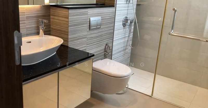 Kallang Riverside, 51 Kampong Bugis, 2 Bedrooms, 1,001 sqft, Condominium For Rent, by Jessica Ng, 500126219 - Bathroom - PropertyGuru.com.sg