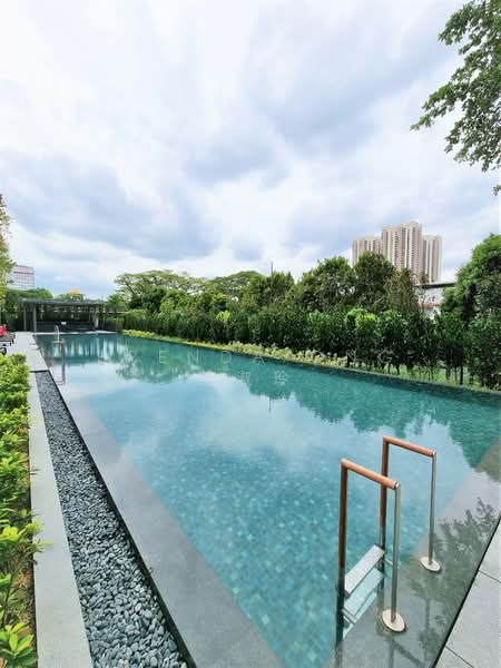 Margaret Ville, 20 Margaret Drive, 1 Bedroom, 463 sqft, Apartment For Sale, by Brenda Ong 王淑玲, 500126221 - Pool - PropertyGuru.com.sg