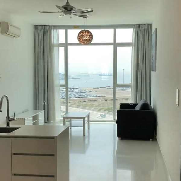 76 Shenton, 76 Shenton Way, 1 Bedroom, 624 sqft, Condominium For Sale, by Alex Pang, 500126223 - Living Room - PropertyGuru.com.sg