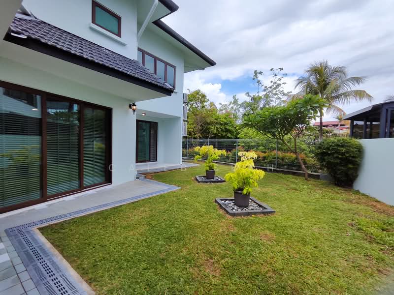 Newly Renovated Semi-D 5BR in Meragi Close, Meragi Close, 5 Bedrooms, 3,250 sqft, Semi-Detached House For Rent, by Caleb Seah, 500126232 - Exterior - PropertyGuru.com.sg