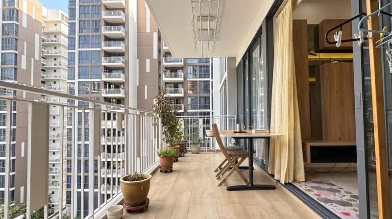 The Luxurie, , 3 Bedrooms, 1,055 sqft, Condominium For Rent, by Cheryl Soh, 500126250 - Balcony - PropertyGuru.com.sg