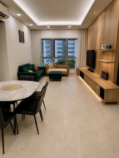 The Bayshore, 24 Bayshore Road, 2 Bedrooms, 936 sqft, Condominium For Sale, by Edwin Ferroa, 500126252 - Living Room - PropertyGuru.com.sg