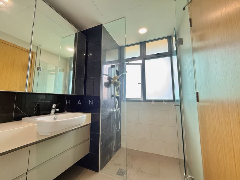 The Glades, 8 Bedok Rise, 3 Bedrooms, 840 sqft, Condominium For Sale, by Hansel Tan, 500126256 - Bathroom - PropertyGuru.com.sg