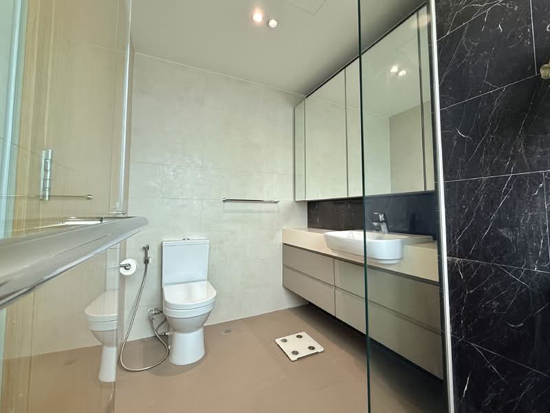 The Glades, 8 Bedok Rise, 3 Bedrooms, 840 sqft, Condominium For Sale, by Hansel Tan, 500126256 - Bathroom - PropertyGuru.com.sg
