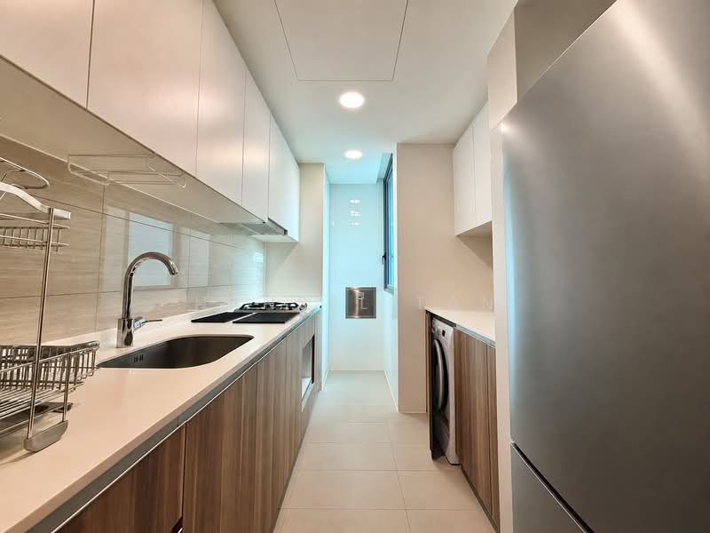 The Glades, 8 Bedok Rise, 3 Bedrooms, 840 sqft, Condominium For Sale, by Hansel Tan, 500126256 - Kitchen - PropertyGuru.com.sg
